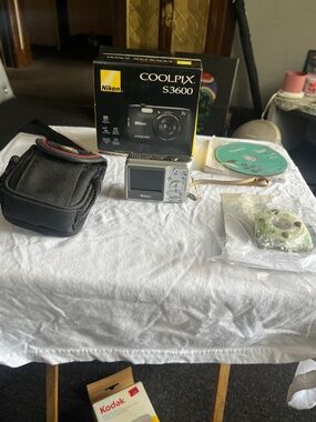Nikon COOLPIX S3600 Silver and Black Digital Camera with Accessories